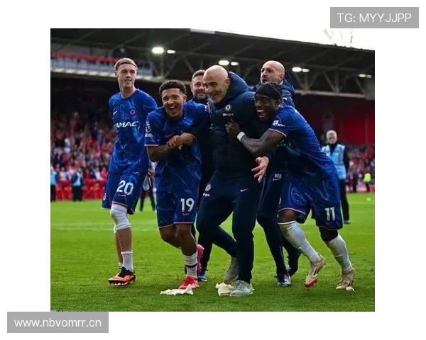 切尔西战术困局持续,新帅攻防失衡问题显现,球队复兴进程面临挑战