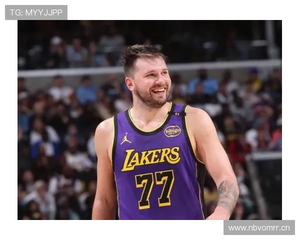 东契奇无球效率下滑，持球单打仍主导进攻节奏